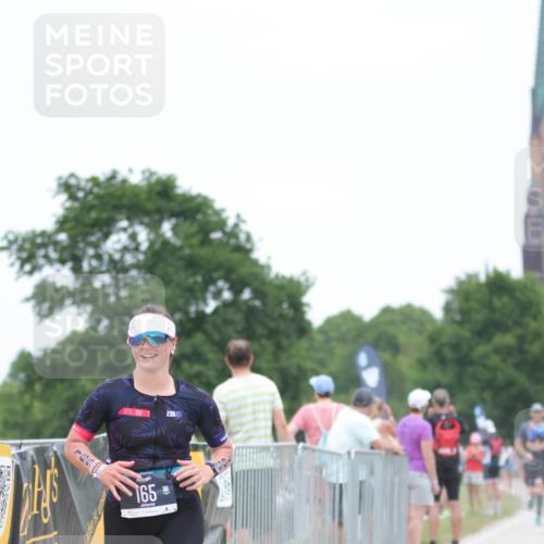 22.06.2025 - Viking Triathlon H.Heesch http://msf.ph/oto/8100626 22.06.2025 15:41:49 Laufen 165 meine-sportfotos.de