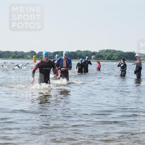 22.06.2025 - Viking Triathlon KatJ http://msf.ph/oto/8100679 22.06.2025 10:33:19 Schwimmen 28, 300, 387, 524, 608 meine-sportfotos.de