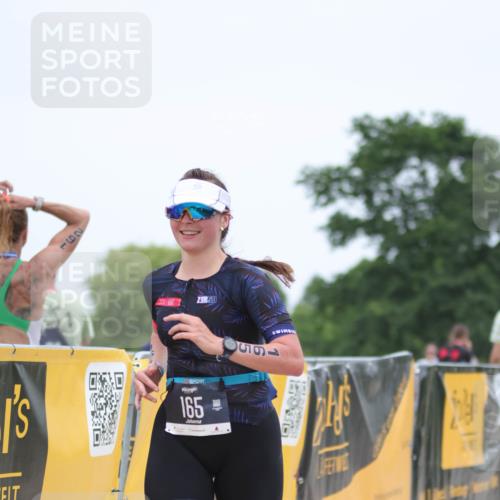 22.06.2025 - Viking Triathlon H.Heesch http://msf.ph/oto/8100745 22.06.2025 15:41:50 Laufen 165 meine-sportfotos.de