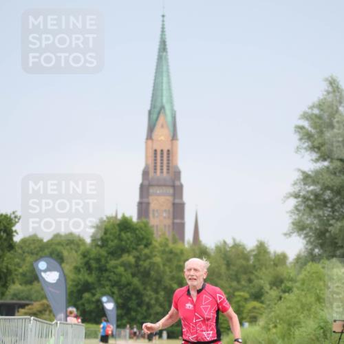 22.06.2025 - Viking Triathlon H.Heesch http://msf.ph/oto/8100765 22.06.2025 16:42:47 Laufen 39 meine-sportfotos.de