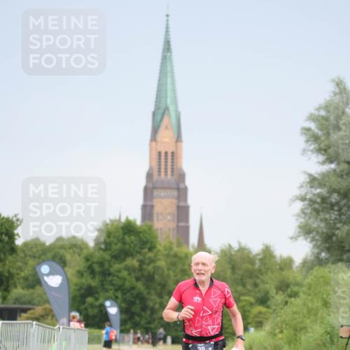 22.06.2025 - Viking Triathlon H.Heesch http://msf.ph/oto/8100776 22.06.2025 16:42:47 Laufen 39 meine-sportfotos.de