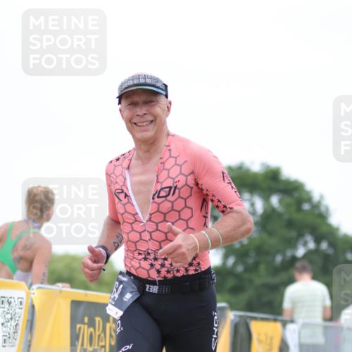 22.06.2025 - Viking Triathlon H.Heesch http://msf.ph/oto/8100788 22.06.2025 15:42:05 Laufen 64, 182, 496 meine-sportfotos.de