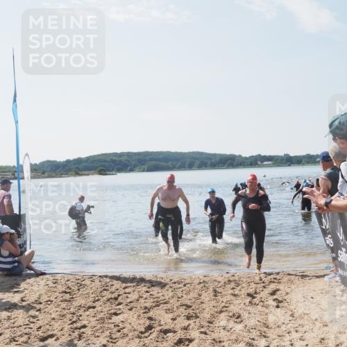 22.06.2025 - Viking Triathlon MichiJ http://msf.ph/oto/8100793 22.06.2025 10:45:04 Schwimmen 39, 168, 346, 493, 638, 653 meine-sportfotos.de