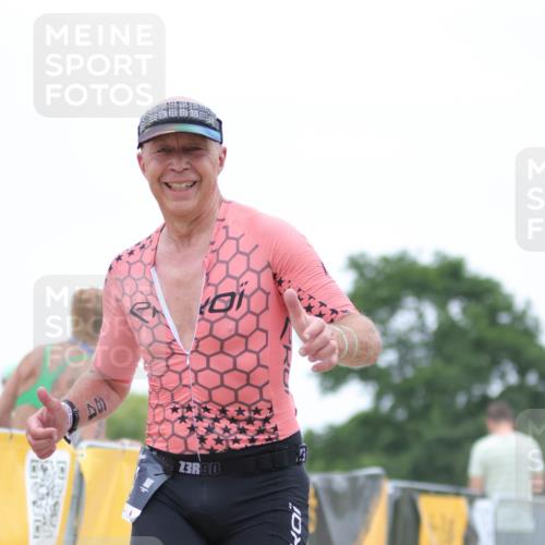 22.06.2025 - Viking Triathlon H.Heesch http://msf.ph/oto/8100798 22.06.2025 15:42:05 Laufen 64, 182, 496 meine-sportfotos.de