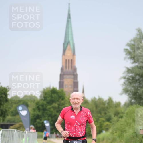 22.06.2025 - Viking Triathlon H.Heesch http://msf.ph/oto/8100803 22.06.2025 16:42:48 Laufen 39 meine-sportfotos.de