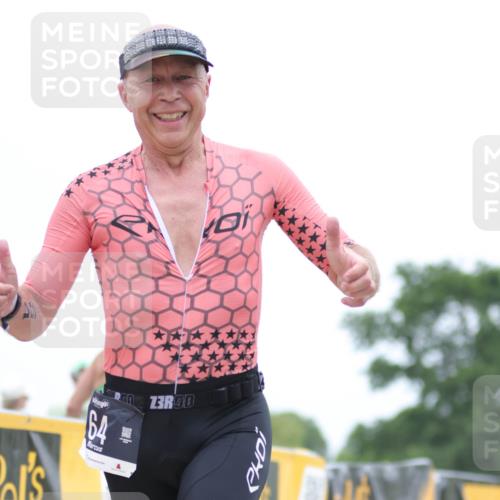 22.06.2025 - Viking Triathlon H.Heesch http://msf.ph/oto/8100819 22.06.2025 15:42:05 Laufen 64, 182, 496 meine-sportfotos.de