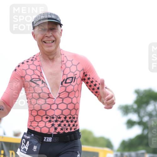 22.06.2025 - Viking Triathlon H.Heesch http://msf.ph/oto/8100832 22.06.2025 15:42:05 Laufen 64, 182, 496 meine-sportfotos.de