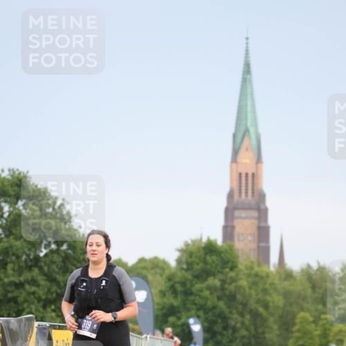 22.06.2025 - Viking Triathlon H.Heesch http://msf.ph/oto/8100926 22.06.2025 16:44:48 Laufen 319 meine-sportfotos.de