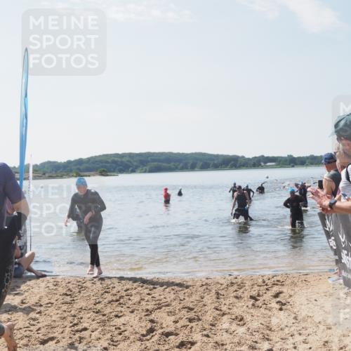 22.06.2025 - Viking Triathlon MichiJ http://msf.ph/oto/8100960 22.06.2025 10:45:09 Schwimmen 39, 68, 168, 346, 493, 503 meine-sportfotos.de