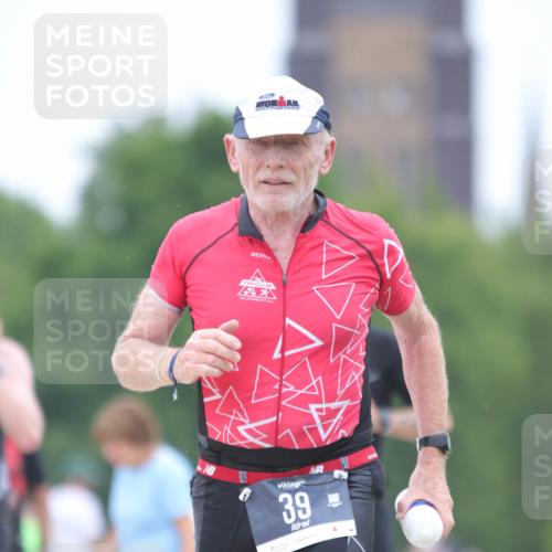 22.06.2025 - Viking Triathlon H.Heesch http://msf.ph/oto/8101017 22.06.2025 15:42:58 Laufen 39, 48, 144, 501 meine-sportfotos.de