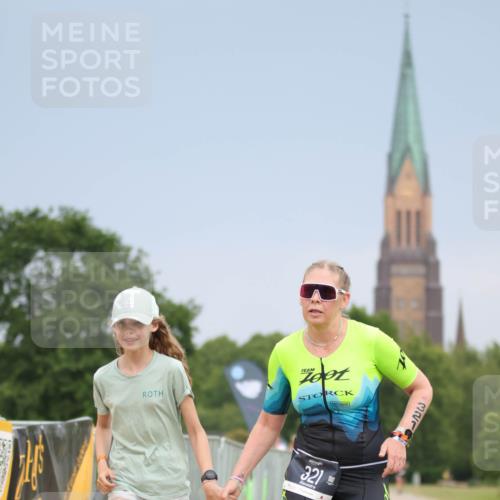 22.06.2025 - Viking Triathlon H.Heesch http://msf.ph/oto/8101046 22.06.2025 16:45:40 Laufen 321 meine-sportfotos.de