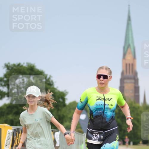 22.06.2025 - Viking Triathlon H.Heesch http://msf.ph/oto/8101061 22.06.2025 16:45:40 Laufen 321 meine-sportfotos.de