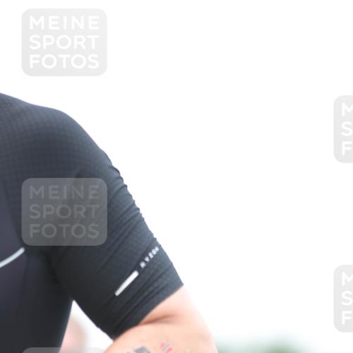 22.06.2025 - Viking Triathlon H.Heesch http://msf.ph/oto/8101065 22.06.2025 15:43:03 Laufen 39, 48, 144, 501 meine-sportfotos.de