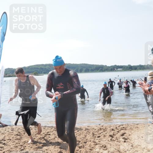 22.06.2025 - Viking Triathlon MichiJ http://msf.ph/oto/8101073 22.06.2025 10:45:20 Schwimmen 68, 102, 108, 346, 503, 605 meine-sportfotos.de