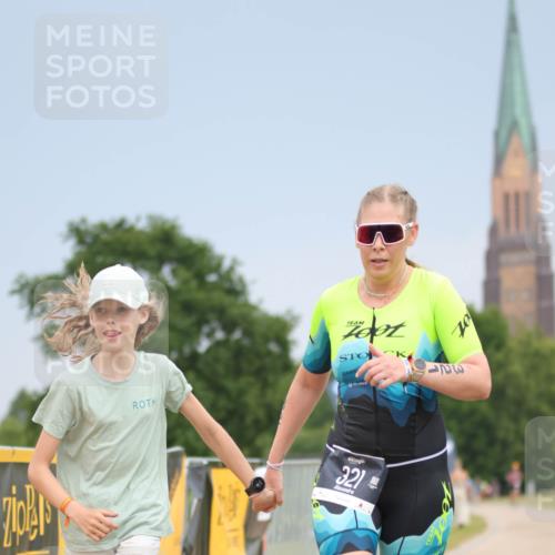 22.06.2025 - Viking Triathlon H.Heesch http://msf.ph/oto/8101084 22.06.2025 16:45:40 Laufen 321 meine-sportfotos.de