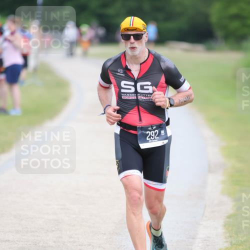 22.06.2025 - Viking Triathlon H.Heesch http://msf.ph/oto/8101099 22.06.2025 16:46:13 Laufen 292 meine-sportfotos.de