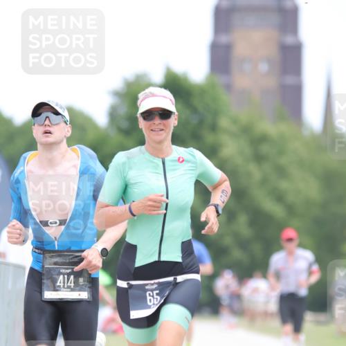 22.06.2025 - Viking Triathlon H.Heesch http://msf.ph/oto/8101120 22.06.2025 13:35:10 Laufen 65, 79, 148, 237, 414, 505 meine-sportfotos.de