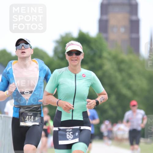 22.06.2025 - Viking Triathlon H.Heesch http://msf.ph/oto/8101126 22.06.2025 13:35:10 Laufen 65, 79, 148, 237, 414, 505 meine-sportfotos.de