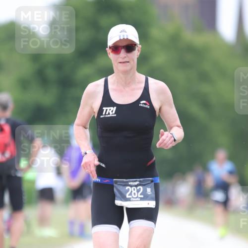 22.06.2025 - Viking Triathlon H.Heesch http://msf.ph/oto/8101133 22.06.2025 15:43:20 Laufen 282 meine-sportfotos.de