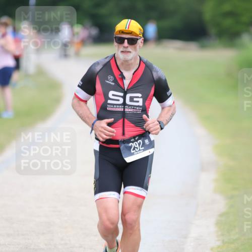 22.06.2025 - Viking Triathlon H.Heesch http://msf.ph/oto/8101144 22.06.2025 16:46:14 Laufen 292 meine-sportfotos.de