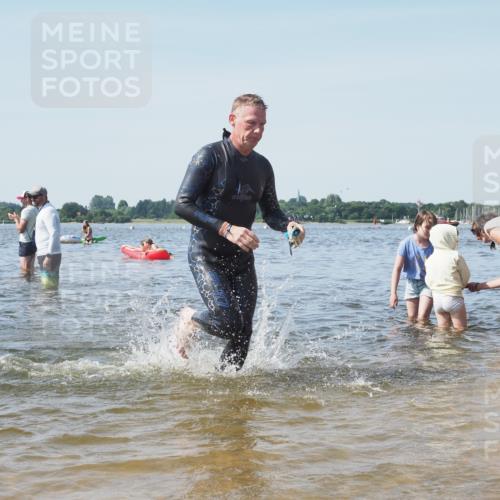 22.06.2025 - Viking Triathlon KatJ http://msf.ph/oto/8101148 22.06.2025 10:33:31 Schwimmen 28, 38, 255, 300, 304, 348, 382, 457, 522, 524, 608 meine-sportfotos.de