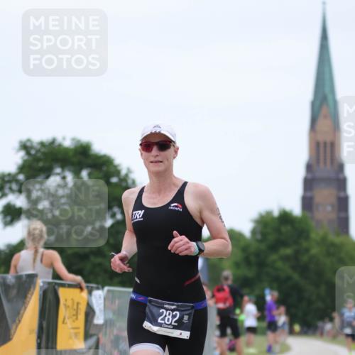 22.06.2025 - Viking Triathlon H.Heesch http://msf.ph/oto/8101152 22.06.2025 15:43:22 Laufen 282 meine-sportfotos.de