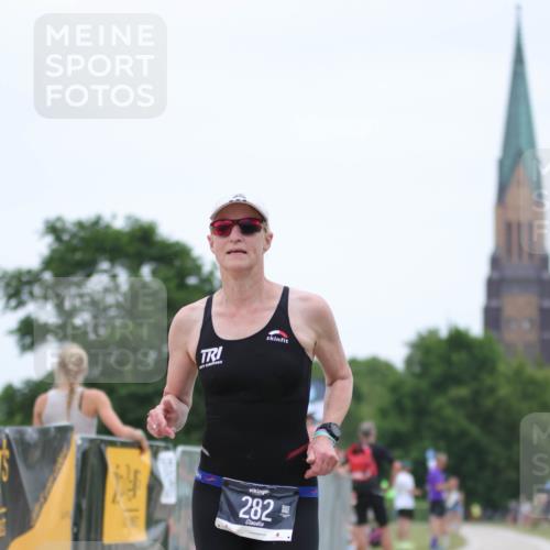 22.06.2025 - Viking Triathlon H.Heesch http://msf.ph/oto/8101157 22.06.2025 15:43:22 Laufen 282 meine-sportfotos.de
