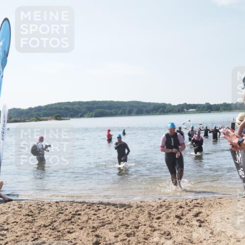 22.06.2025 - Viking Triathlon MichiJ http://msf.ph/oto/8101163 22.06.2025 10:45:22 Schwimmen 68, 102, 108, 503, 605 meine-sportfotos.de