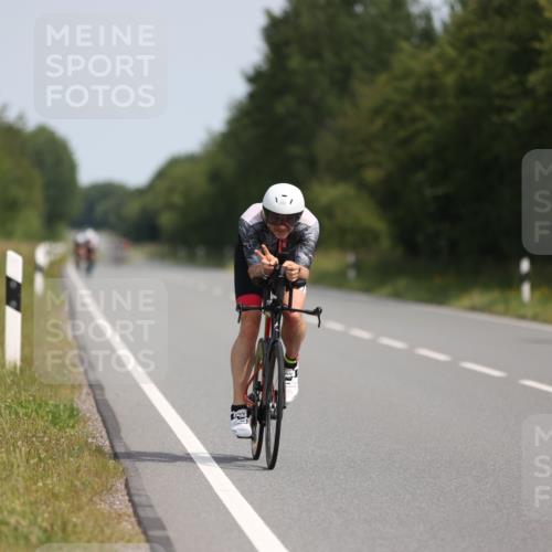22.06.2025 - Viking Triathlon Yannick Fuchs http://msf.ph/oto/8101198 22.06.2025 11:25:36 Radfahren 9, 52, 195, 286, 401, 500, 534 meine-sportfotos.de