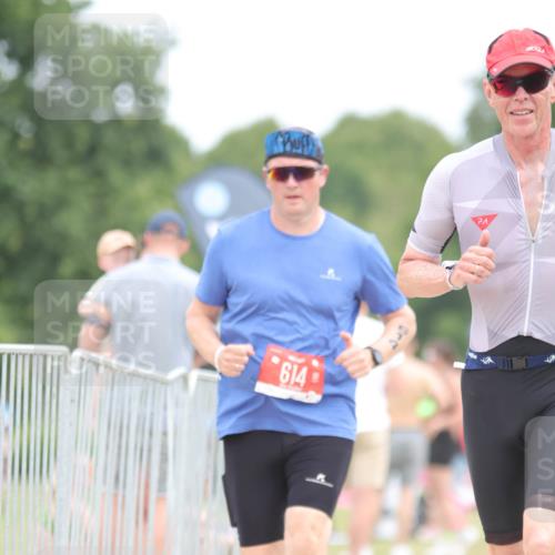 22.06.2025 - Viking Triathlon H.Heesch http://msf.ph/oto/8101253 22.06.2025 13:35:19 Laufen 79, 462, 614 meine-sportfotos.de