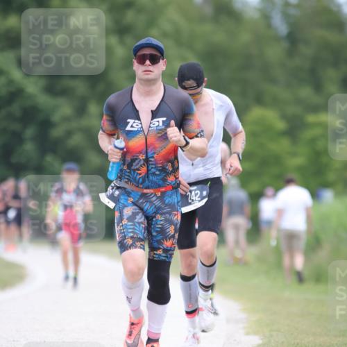 22.06.2025 - Viking Triathlon H.Heesch http://msf.ph/oto/8101286 22.06.2025 13:35:35 Laufen 242, 355 meine-sportfotos.de
