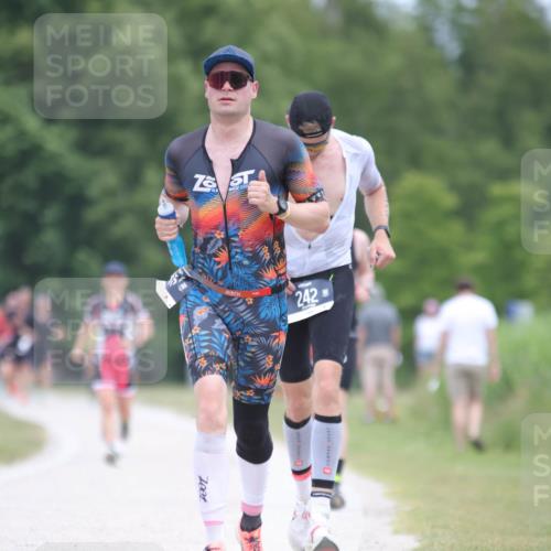 22.06.2025 - Viking Triathlon H.Heesch http://msf.ph/oto/8101291 22.06.2025 13:35:35 Laufen 242, 355 meine-sportfotos.de