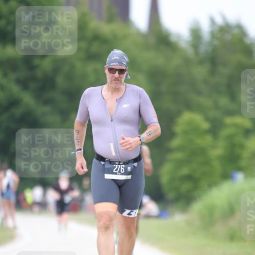 22.06.2025 - Viking Triathlon H.Heesch http://msf.ph/oto/8101292 22.06.2025 15:44:11 Laufen 238 meine-sportfotos.de