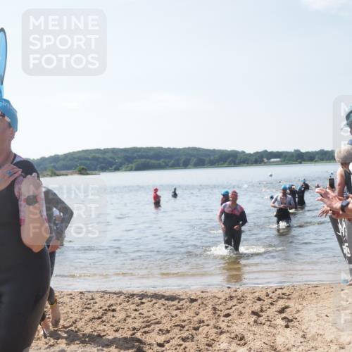 22.06.2025 - Viking Triathlon MichiJ http://msf.ph/oto/8101334 22.06.2025 10:45:29 Schwimmen 68, 102, 108, 197, 466, 605 meine-sportfotos.de