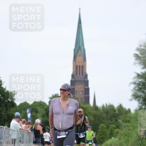 22.06.2025 - Viking Triathlon H.Heesch http://msf.ph/oto/8101345 22.06.2025 15:44:18 Laufen 84, 276 meine-sportfotos.de