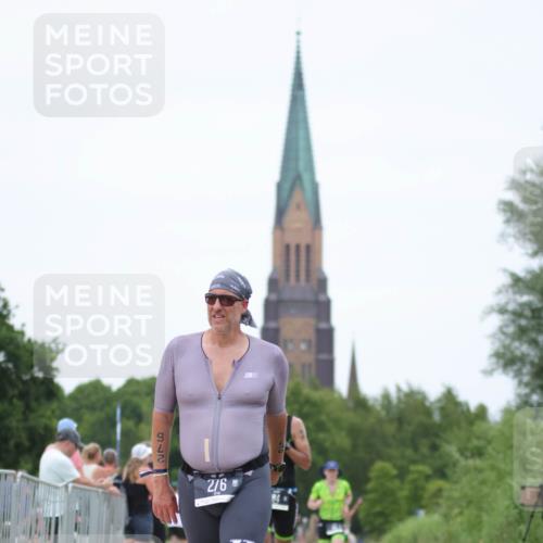 22.06.2025 - Viking Triathlon H.Heesch http://msf.ph/oto/8101358 22.06.2025 15:44:19 Laufen 66, 84, 276 meine-sportfotos.de