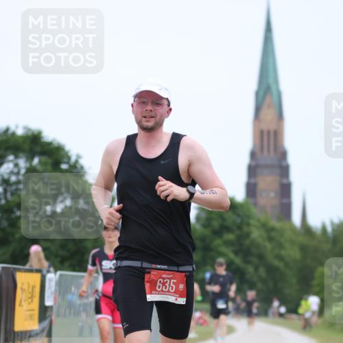 22.06.2025 - Viking Triathlon H.Heesch http://msf.ph/oto/8101396 22.06.2025 13:35:47 Laufen 479, 635, 639 meine-sportfotos.de