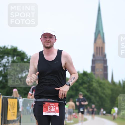 22.06.2025 - Viking Triathlon H.Heesch http://msf.ph/oto/8101408 22.06.2025 13:35:47 Laufen 479, 635, 639 meine-sportfotos.de
