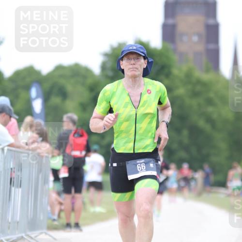 22.06.2025 - Viking Triathlon H.Heesch http://msf.ph/oto/8101411 22.06.2025 15:44:25 Laufen 66, 84, 276 meine-sportfotos.de