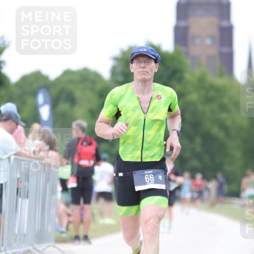 22.06.2025 - Viking Triathlon H.Heesch http://msf.ph/oto/8101418 22.06.2025 15:44:25 Laufen 66, 84, 276 meine-sportfotos.de