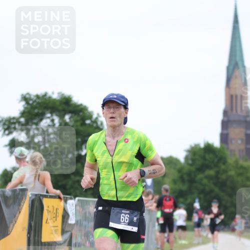 22.06.2025 - Viking Triathlon H.Heesch http://msf.ph/oto/8101431 22.06.2025 15:44:27 Laufen 66, 84, 276 meine-sportfotos.de