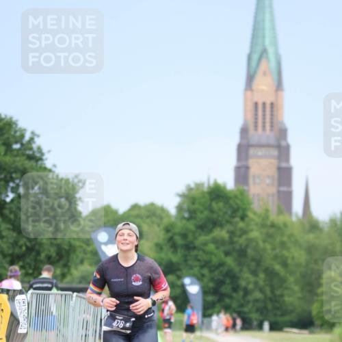 22.06.2025 - Viking Triathlon H.Heesch http://msf.ph/oto/8101450 22.06.2025 16:47:37 Laufen 476 meine-sportfotos.de