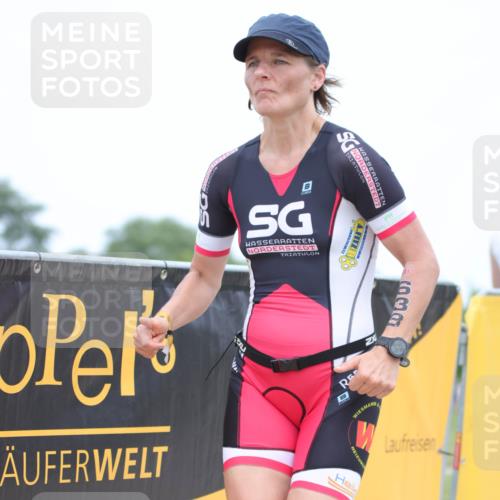 22.06.2025 - Viking Triathlon H.Heesch http://msf.ph/oto/8101455 22.06.2025 13:35:50 Laufen 479, 635, 639 meine-sportfotos.de