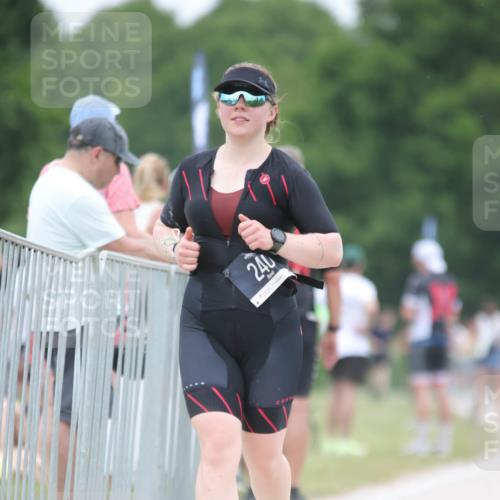 22.06.2025 - Viking Triathlon H.Heesch http://msf.ph/oto/8101457 22.06.2025 15:44:36 Laufen 240 meine-sportfotos.de