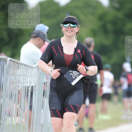 22.06.2025 - Viking Triathlon H.Heesch http://msf.ph/oto/8101482 22.06.2025 15:44:36 Laufen 240 meine-sportfotos.de