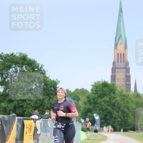 22.06.2025 - Viking Triathlon H.Heesch http://msf.ph/oto/8101503 22.06.2025 16:47:37 Laufen 476 meine-sportfotos.de