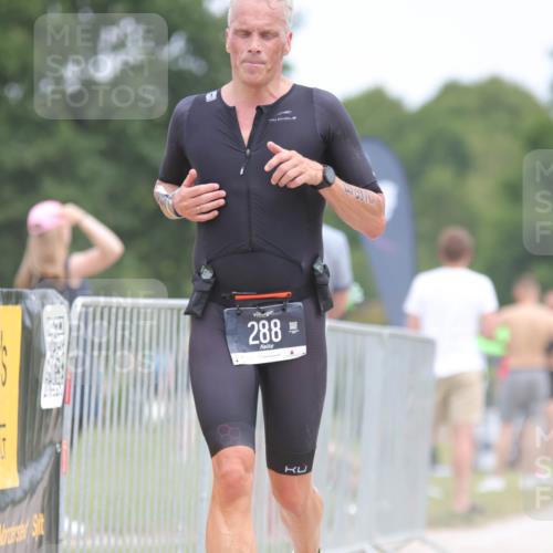 22.06.2025 - Viking Triathlon H.Heesch http://msf.ph/oto/8101587 22.06.2025 13:36:07 Laufen 87, 288, 641 meine-sportfotos.de