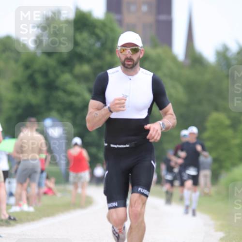 22.06.2025 - Viking Triathlon H.Heesch http://msf.ph/oto/8101671 22.06.2025 13:36:18 Laufen 7, 408 meine-sportfotos.de