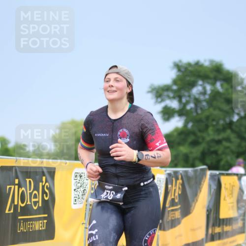 22.06.2025 - Viking Triathlon H.Heesch http://msf.ph/oto/8101705 22.06.2025 16:47:39 Laufen 476 meine-sportfotos.de