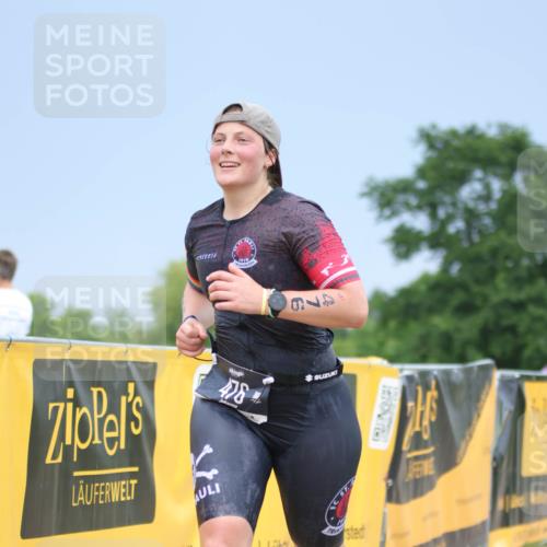 22.06.2025 - Viking Triathlon H.Heesch http://msf.ph/oto/8101715 22.06.2025 16:47:39 Laufen 476 meine-sportfotos.de